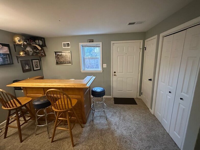 Building Photo - 1468 N Quinn St