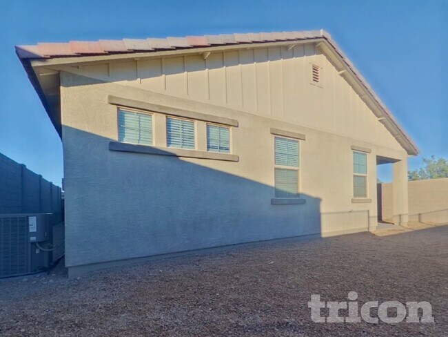 Building Photo - 11393 S 175th Dr