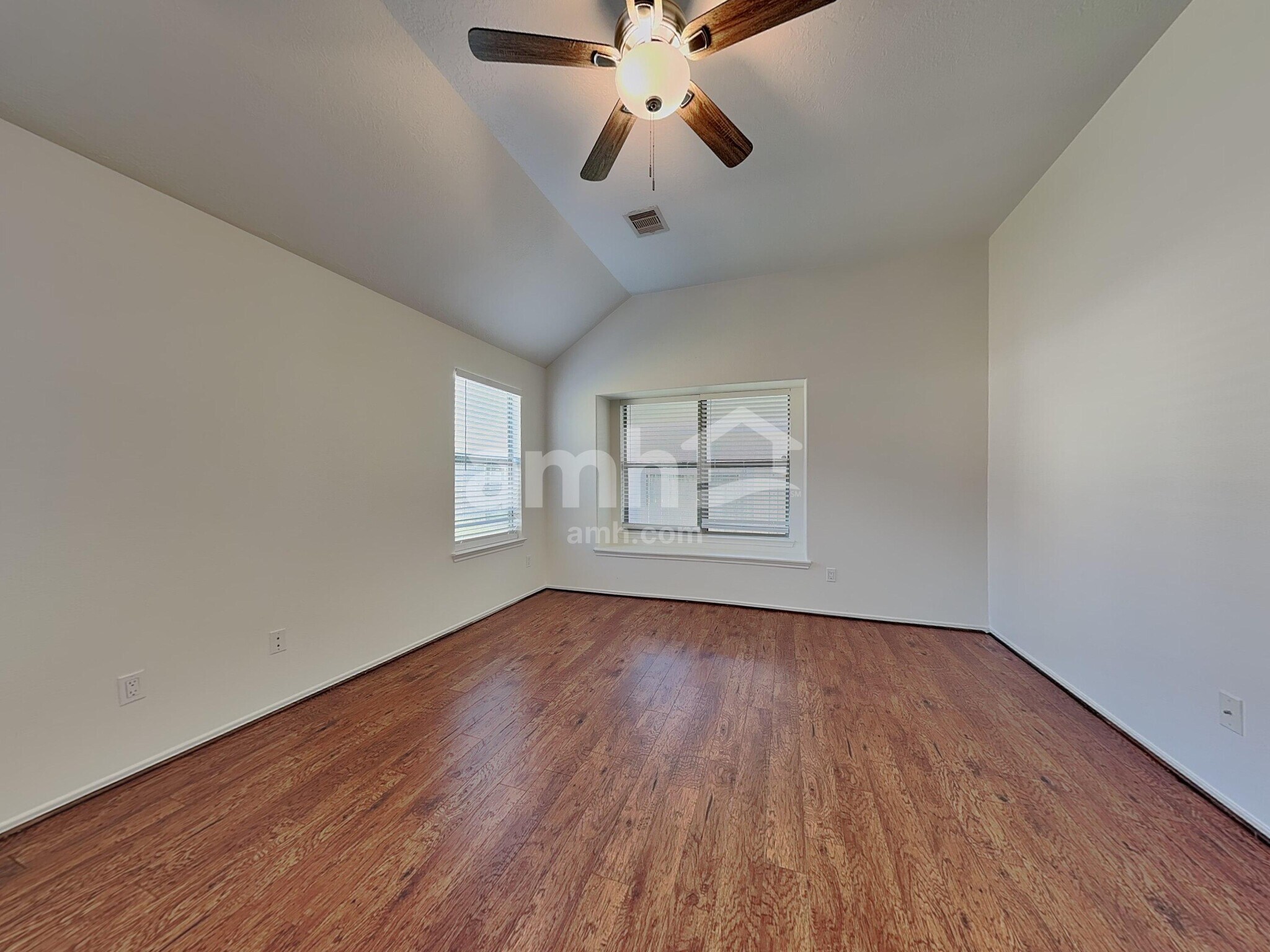 Building Photo - 10006 Blissfull Valley Ln