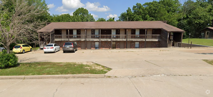 Building Photo - Lakeside Apartments