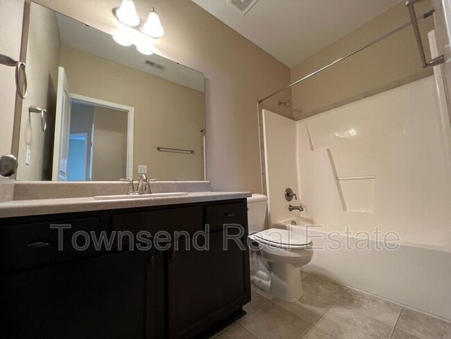 Building Photo - 93 Samuel Nicholas Dr