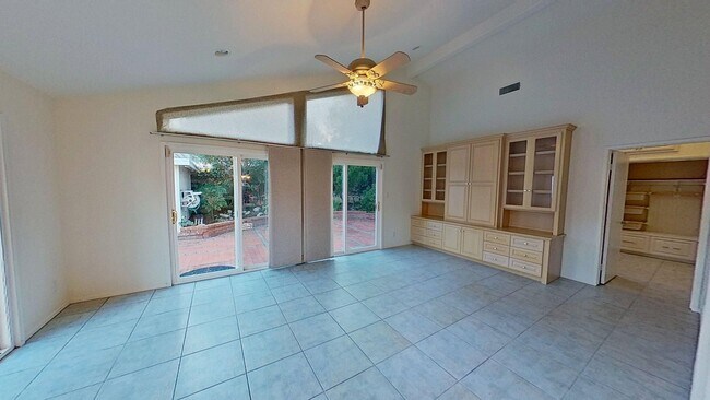 Building Photo - 5022 Hemlock
