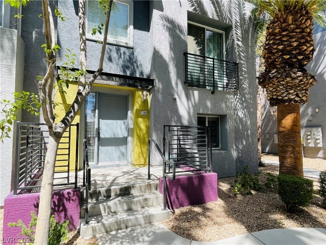 Building Photo - 9050 W Tropicana Ave