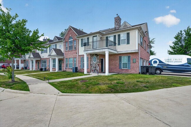 Building Photo - 23668 Northstone Village Dr