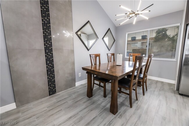 Building Photo - 5301 Opuntia St