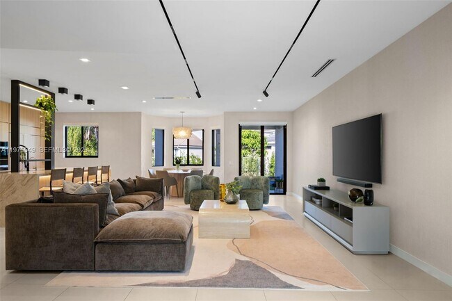 Building Photo - 1077 Golden Cane Dr