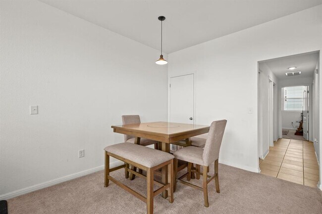 Building Photo - 462 Ferrule Dr