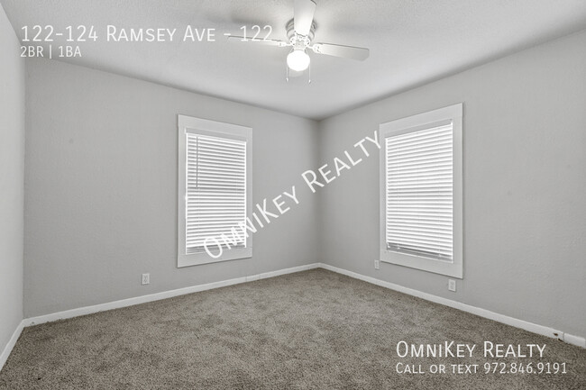 Building Photo - 122-124 Ramsey Ave-122