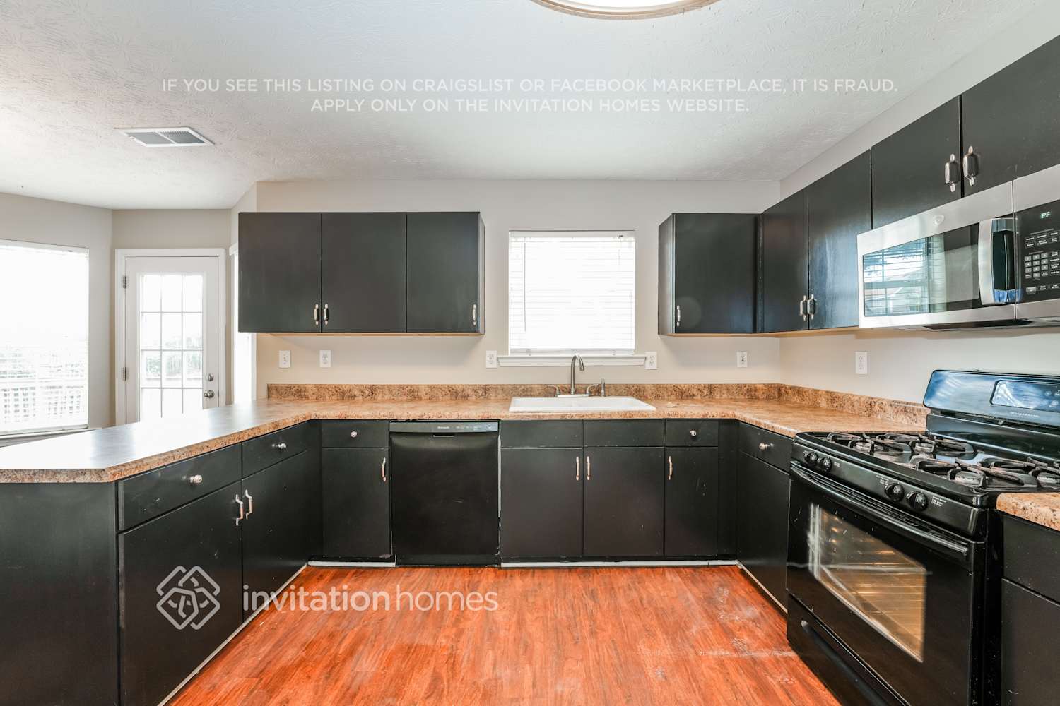 Building Photo - 514 Michael Cir