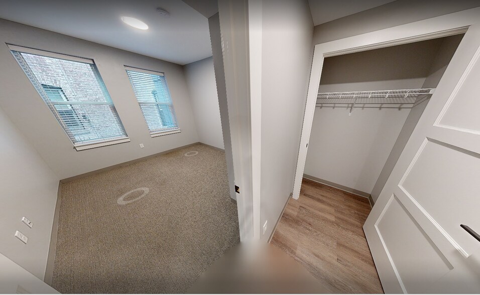 Building Photo - 55 Hemenway St