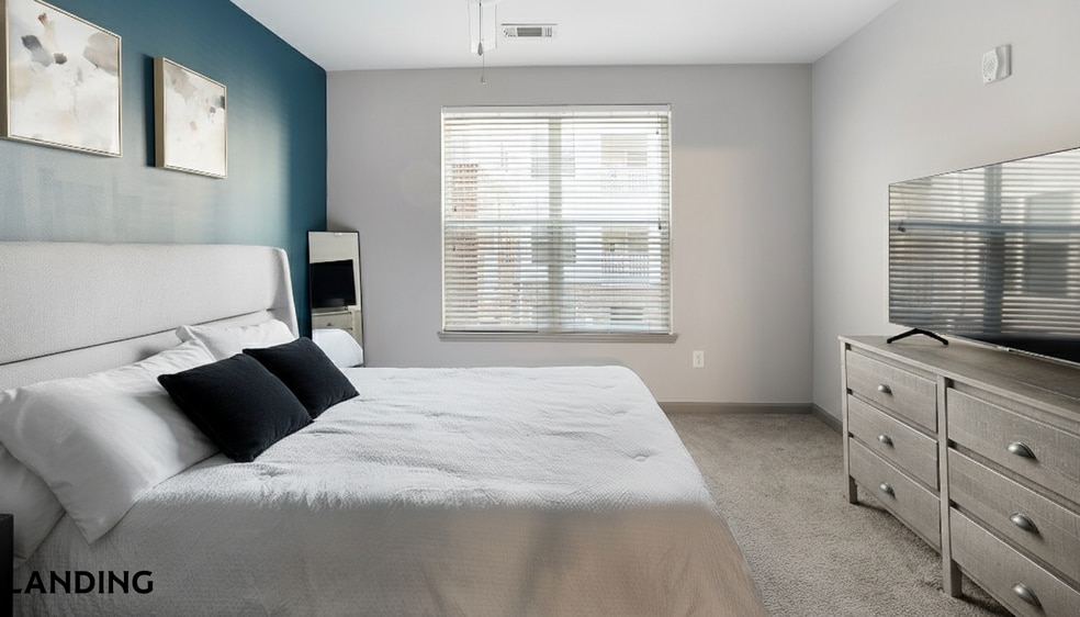 Building Photo - 225 Walden Village Ln