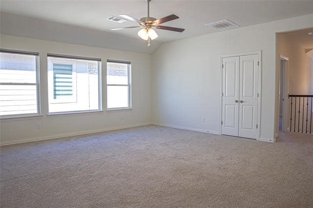 Building Photo - 1216 Rosebay Dr