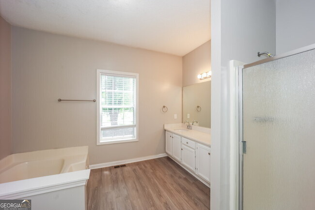 Building Photo - 4250 Winding Trail Way