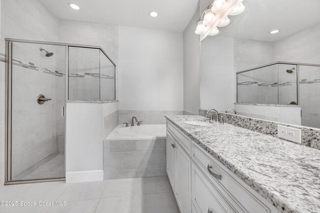 Building Photo - 8313 Loren Cove Dr