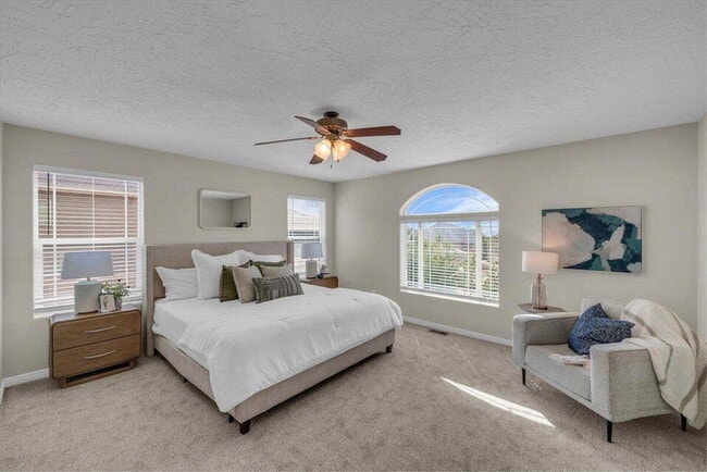 Building Photo - "Spacious 5-Bed, 3-Bath Home in Cedar City - 2964 Sq. Ft. of Comfort in Canyon Gate Subdivision! "