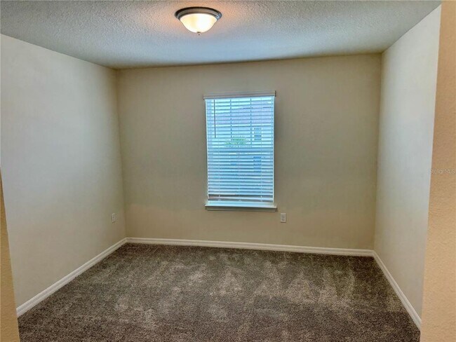 Building Photo - 3331 Canyon Bay Pt