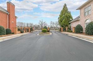 Building Photo - 6221 Spalding Dr