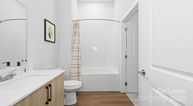 Building Photo - 5120-5177 77 Center Dr