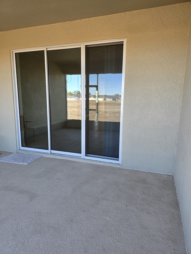 Building Photo - 5833 SW 85th Pl