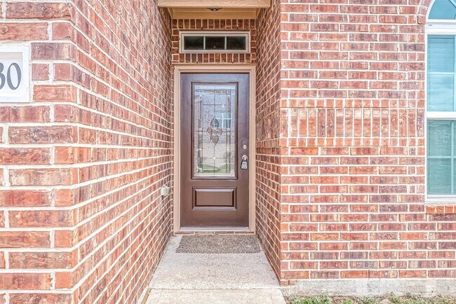 Building Photo - 20630 Stout Dr