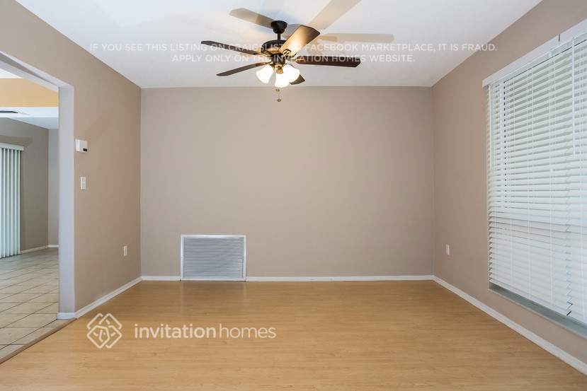 Building Photo - 9020 SW 55th Ct