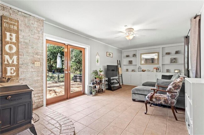 Building Photo - 1780 Samaria Trail