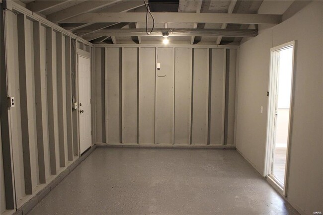 Building Photo - 4828 Danebury Dr