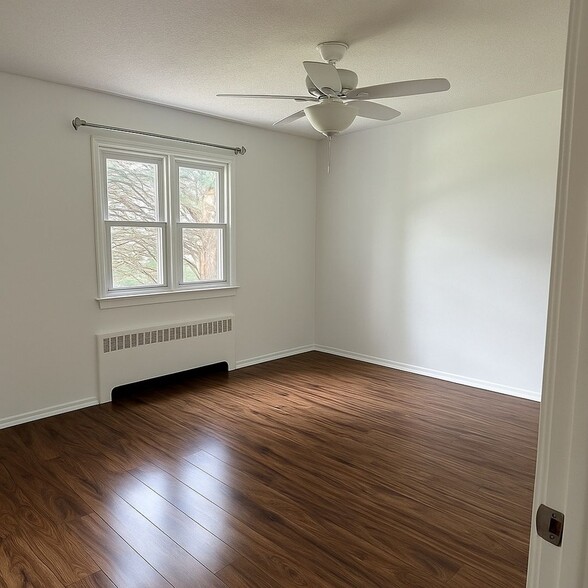 Building Photo - 121 Cherry Parke