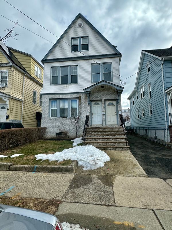 Building Photo - 318 Ampere Pkwy