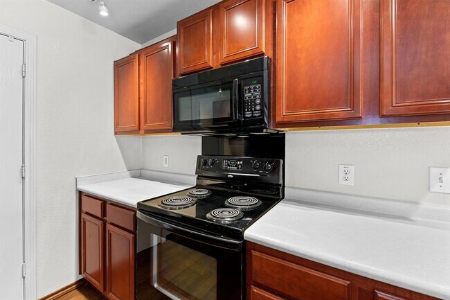 Building Photo - 5508 Tabby Cove