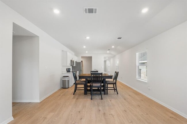 Building Photo - 177 Grey Slate Ave