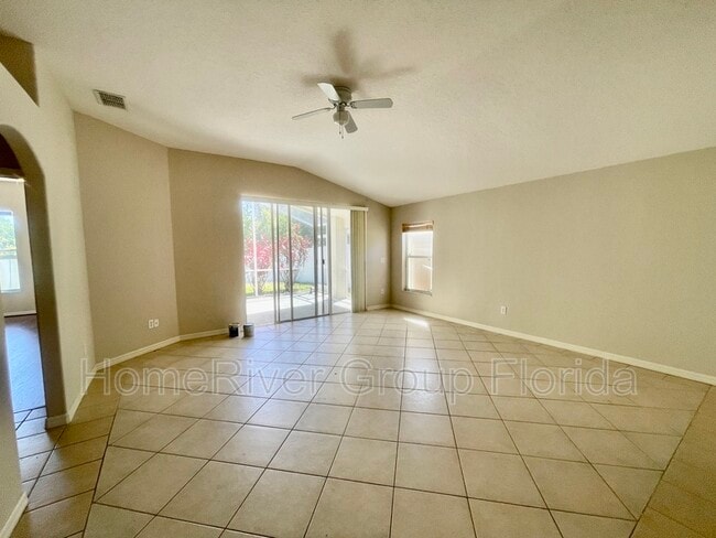 Building Photo - 5534 Turtle Crossing Loop