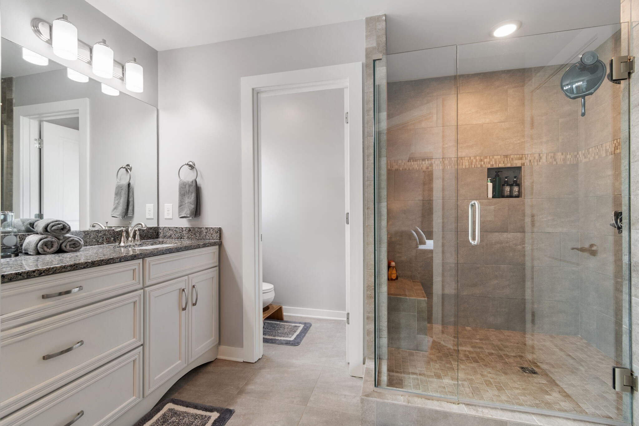 Building Photo - 223B Orlando Ave