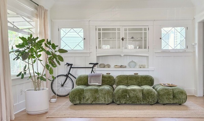 Building Photo - 1385 Allison Ave