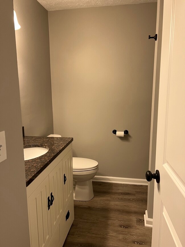 Building Photo - 4920 Drayton Rd