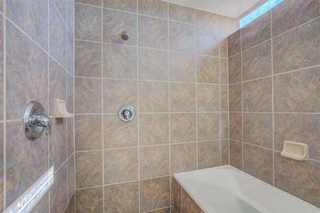 Building Photo - 3212 Yellowstone Blvd