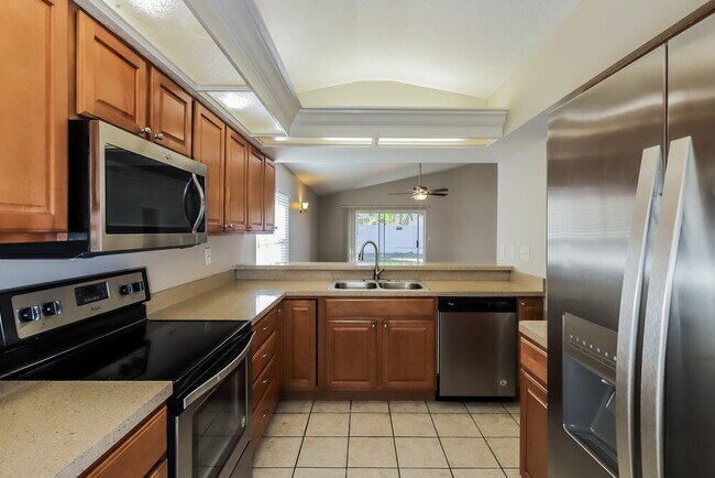 Building Photo - 2035 Attaway Dr