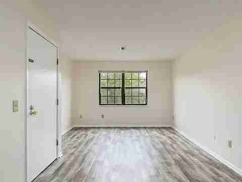 Building Photo - 24 Scioto Dr