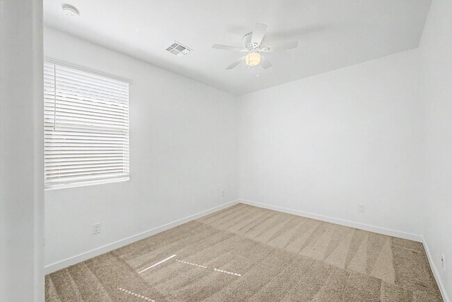 Building Photo - 10519 W Atlantis Wy