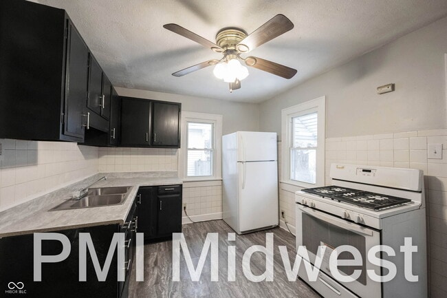 Building Photo - 2905 E 17th St