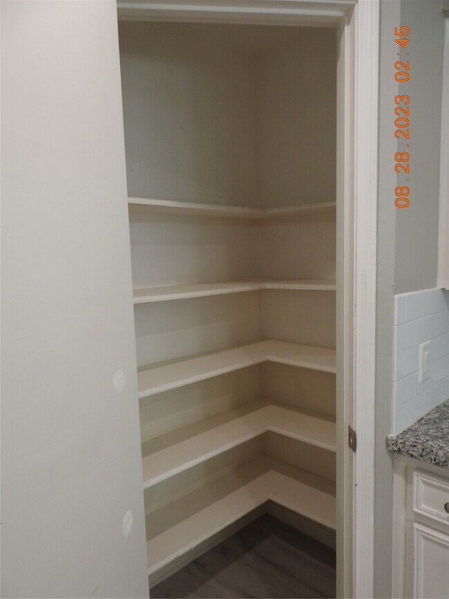 Building Photo - 22 Chapparal Ct