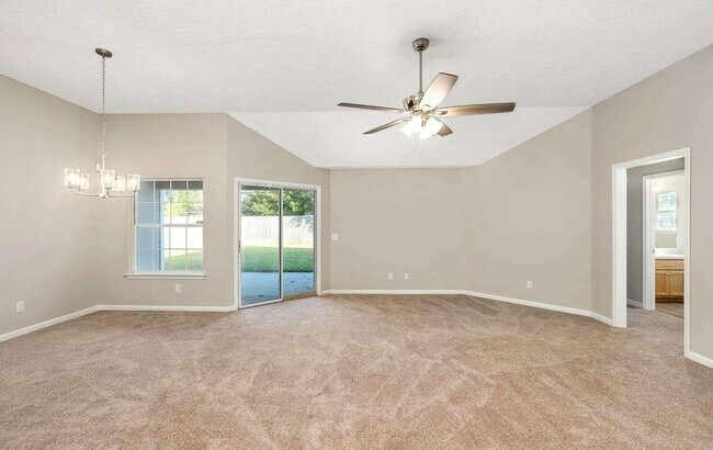 Building Photo - 4BR/2BA Home For Rent