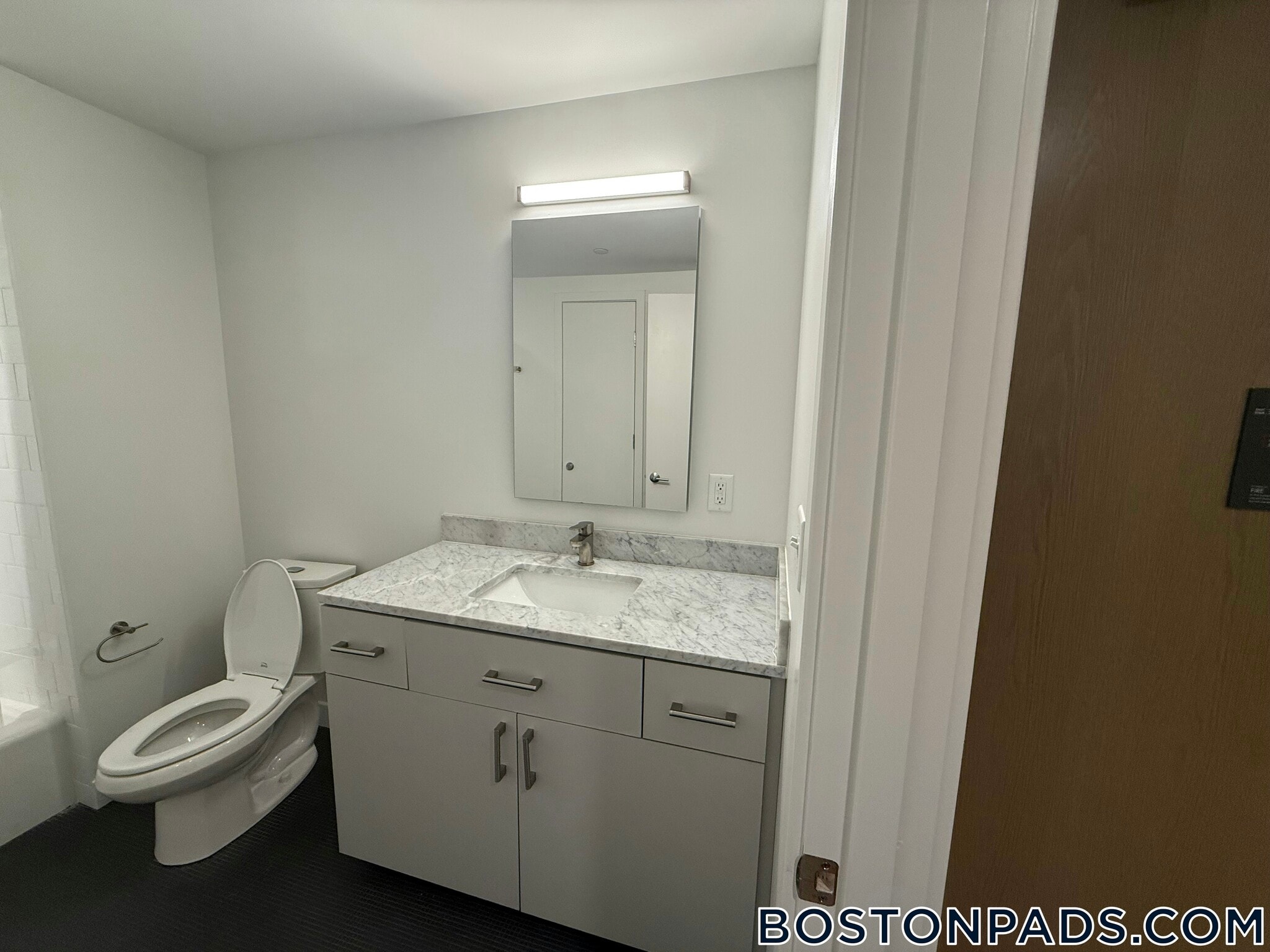 Building Photo - 55 Brighton Ave