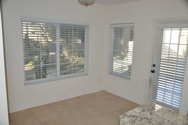 Building Photo - Experience the Best of Scottsdale living!
