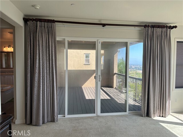 Building Photo - 2584 E Temblor Ranch Dr