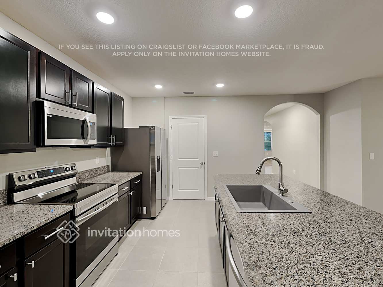 Building Photo - 236 Tierra Verde Way