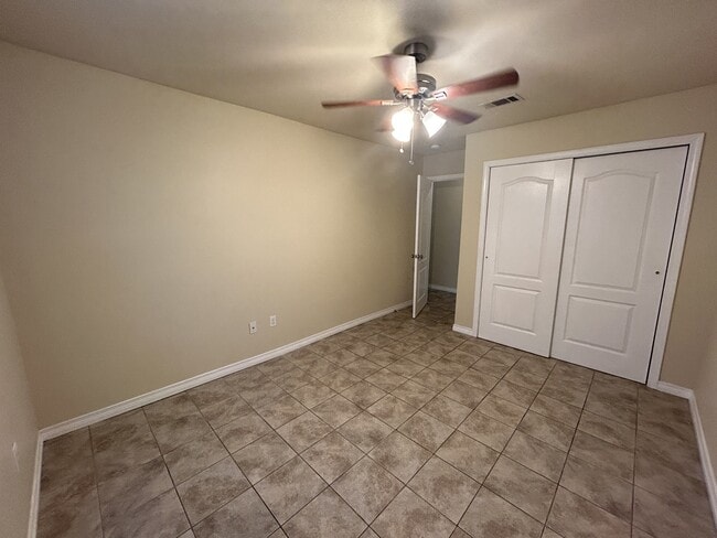 Building Photo - 3301 Pecan Dr