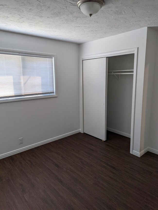 Building Photo - Charming 3 bedroom 1 bath home in Rexburg!