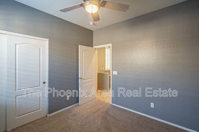 Building Photo - 110 W Cardinal Way