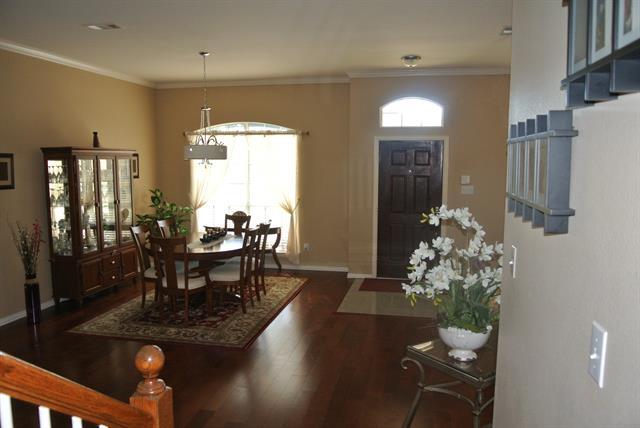 Building Photo - 6424 Skyline Dr